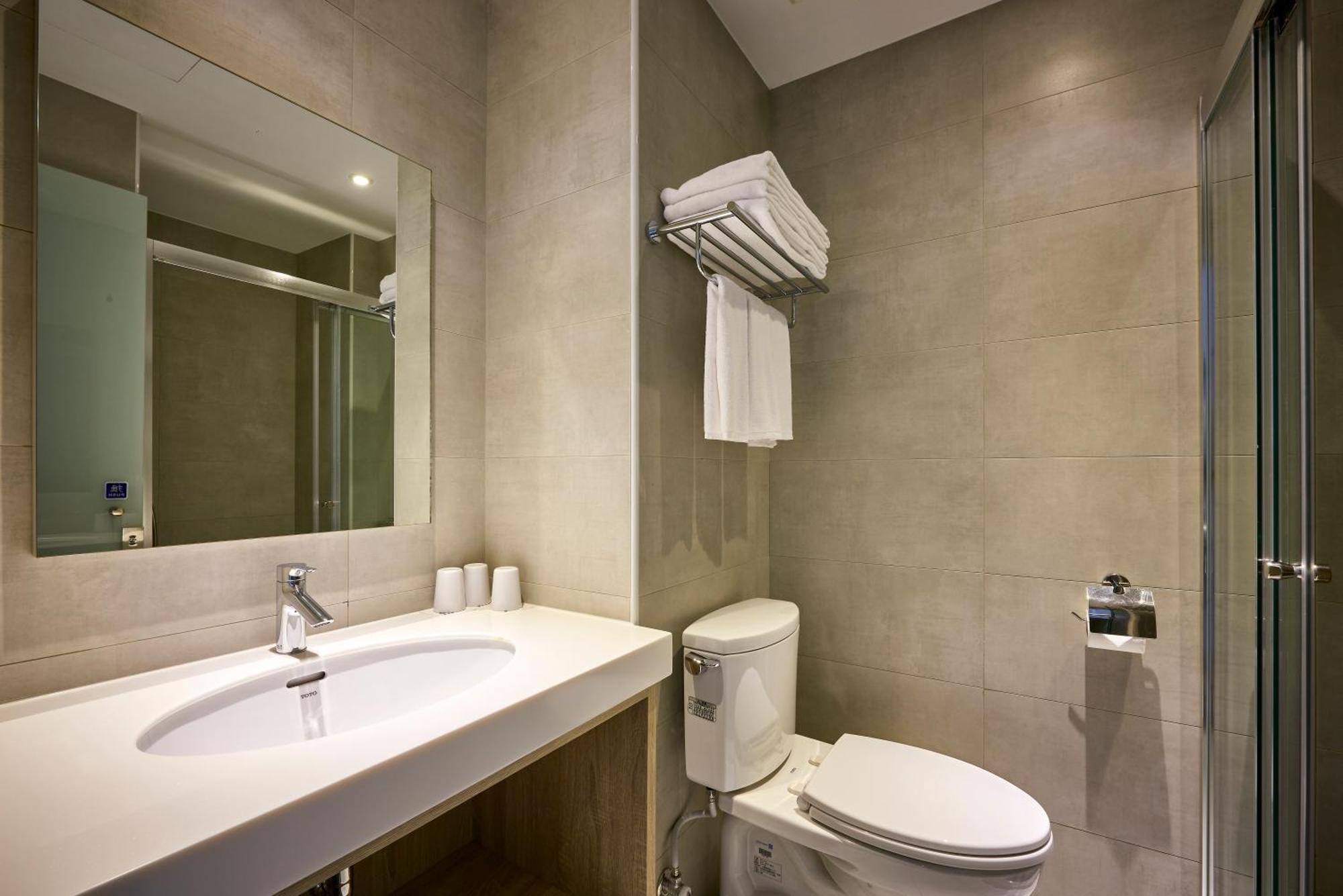 The Brick Hotel Taibao Экстерьер фото
